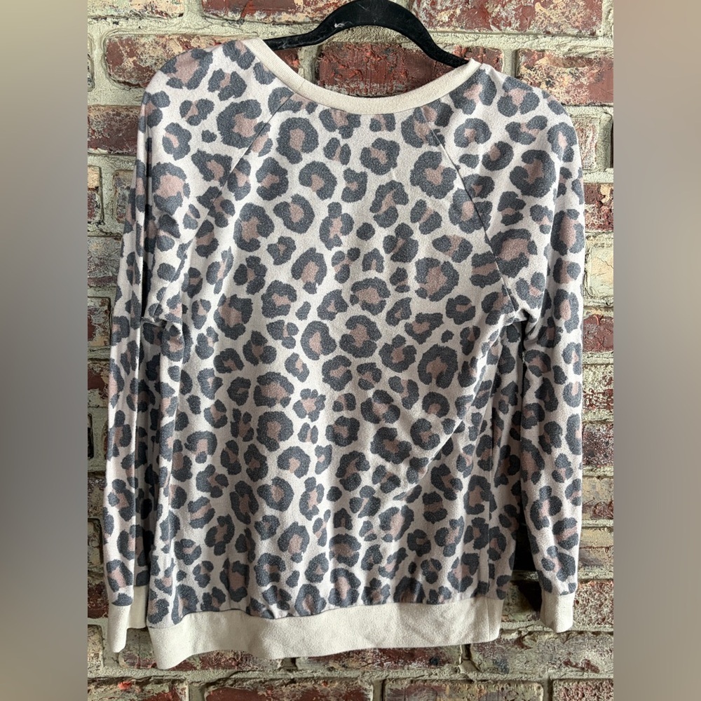 Sold!- Similar Items in Closet! 
Torrid Leopard Print Pullover Sweatshirt - Picture 3 of 3